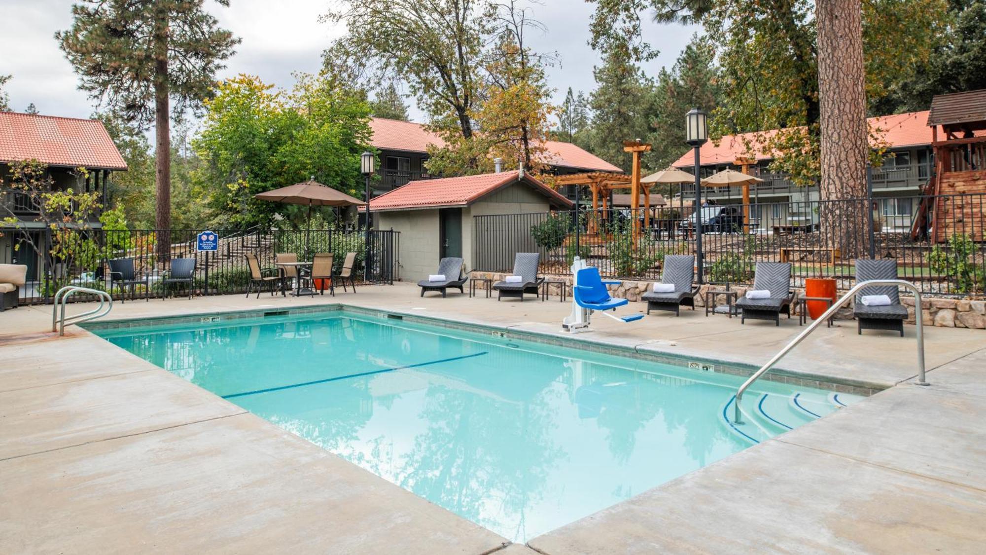 Buck Meadows Lodge Groveland Bagian luar foto